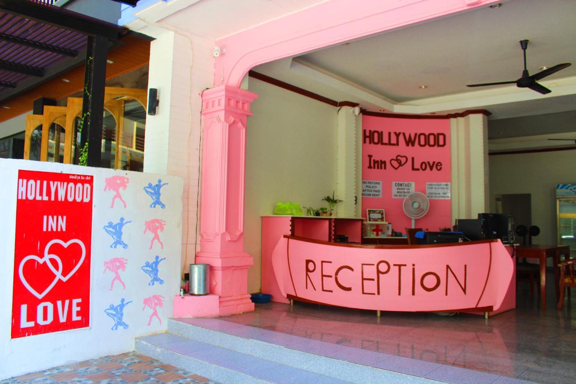 Hollywood Inn Hotel Patong Exterior photo